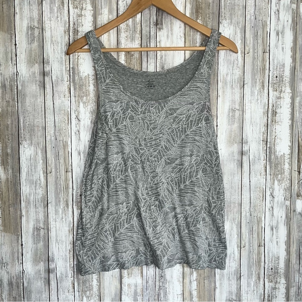 Loft Grey Palm Outline Tank